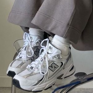 NEW BALANCE 530 : White & Navy Sneakers